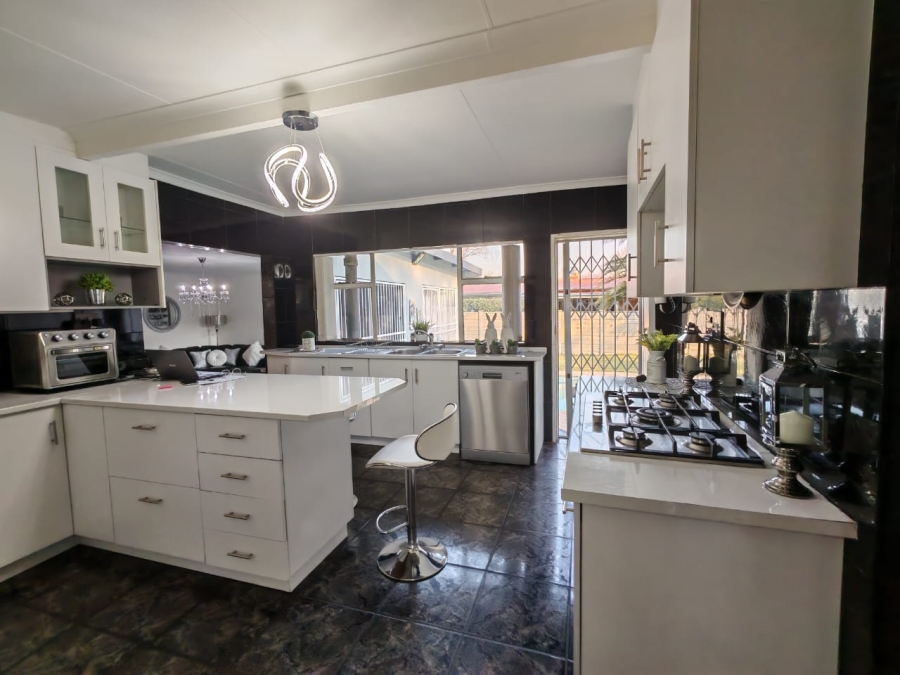 4 Bedroom Property for Sale in Sasolburg Ext 23 Free State